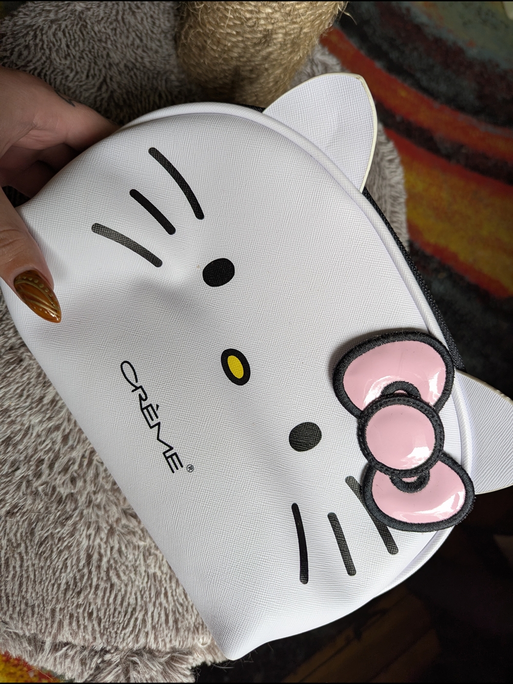 CREME White Cat Face Cosmetic Bag with Pink Bow
